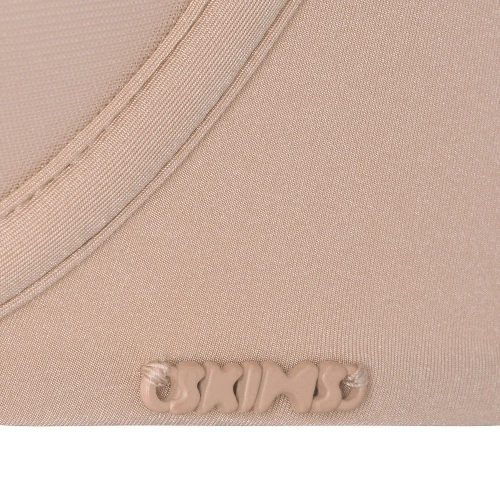 *NWT* SKIMS Weightless Scoop Bra - Mica - Picture 4 of 7